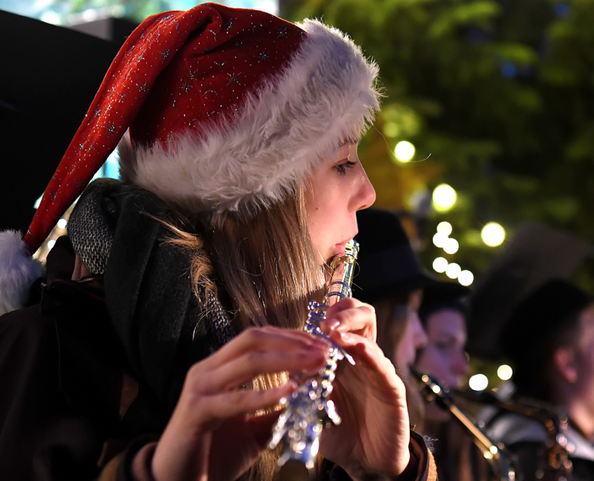 Harburger Weihnachtsmarkt auf dem Rathausplatz · Harburg musikalisch